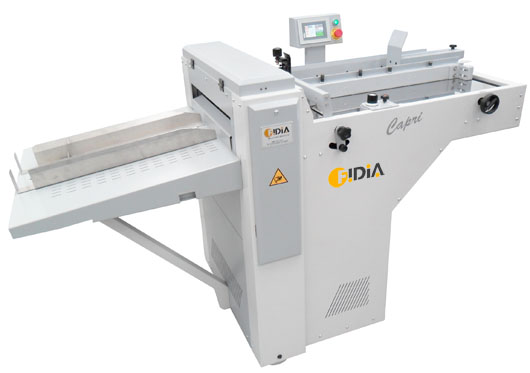 Capri creasing machine