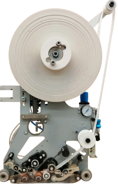 Speedy double-sided tape applicator